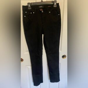 Earl Skinny Jeans Black With Silver Rhinestones on Pockets